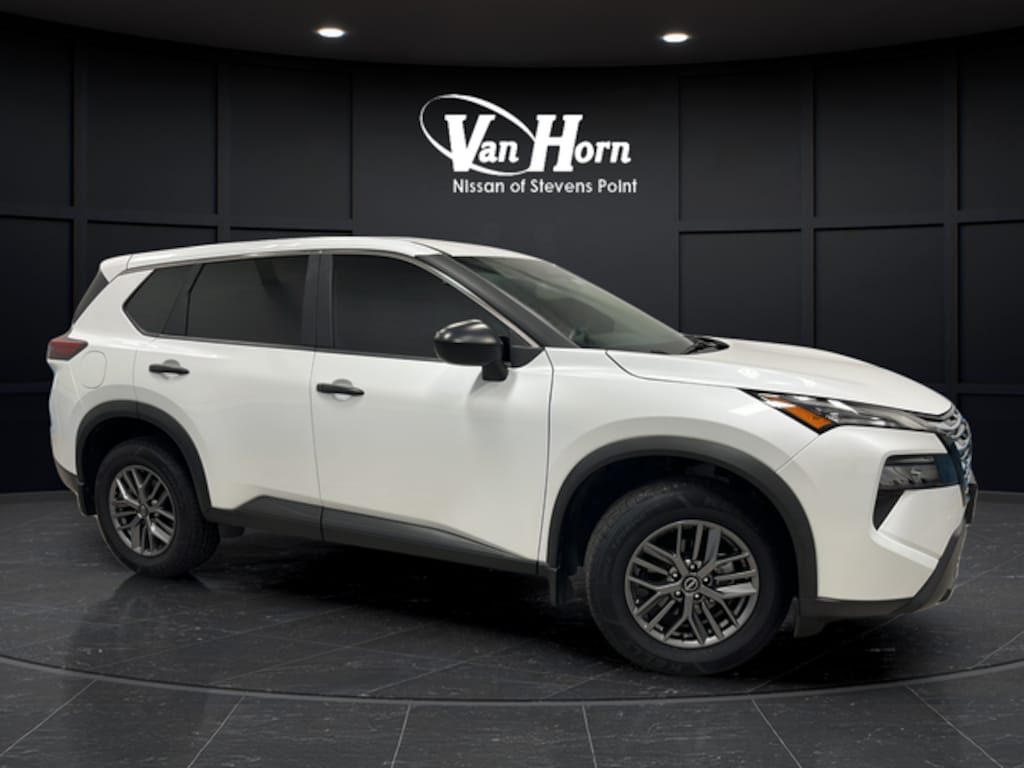 Used 2024 Nissan Rogue S SUV