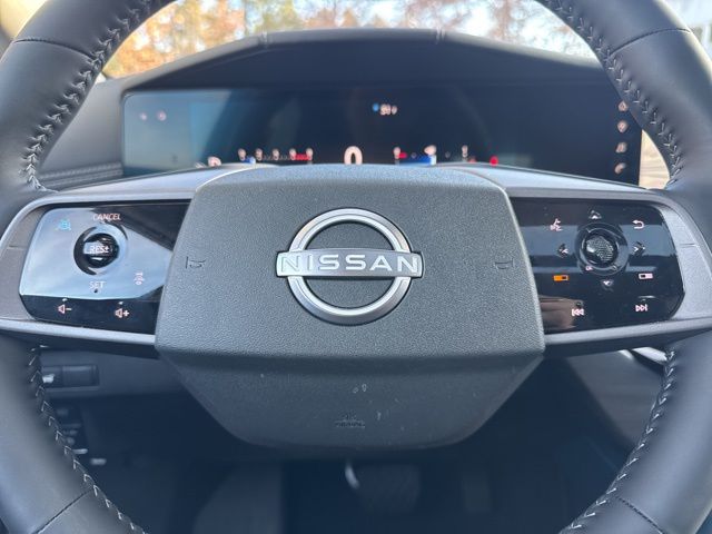 2025 Nissan Murano Platinum photo 2