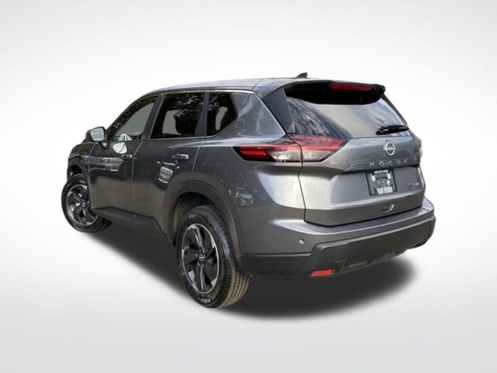 Used 2024 Nissan Rogue SV SUV