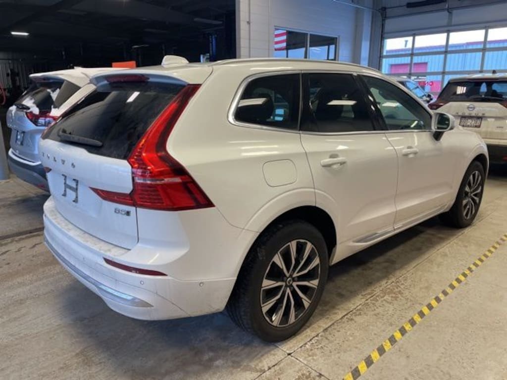 Used 2023 Volvo XC60 B5 Plus Bright Theme SUV