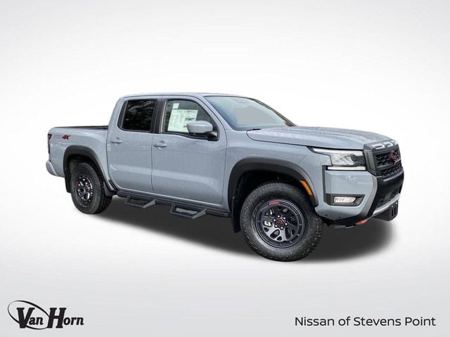 2026 Nissan Frontier PRO-4X's photo