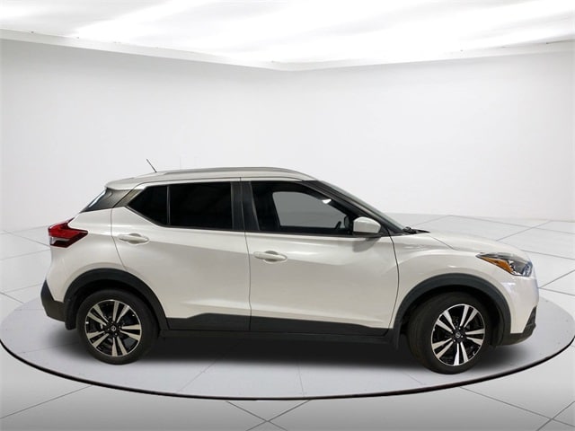 Used 2019 Nissan Kicks SV with VIN 3N1CP5CU5KL562876 for sale in Stevens Point, WI