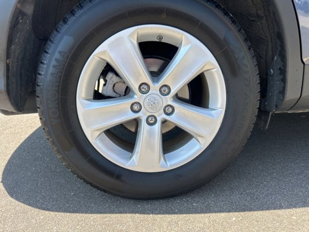 Used 2014 Toyota RAV4 XLE SUV