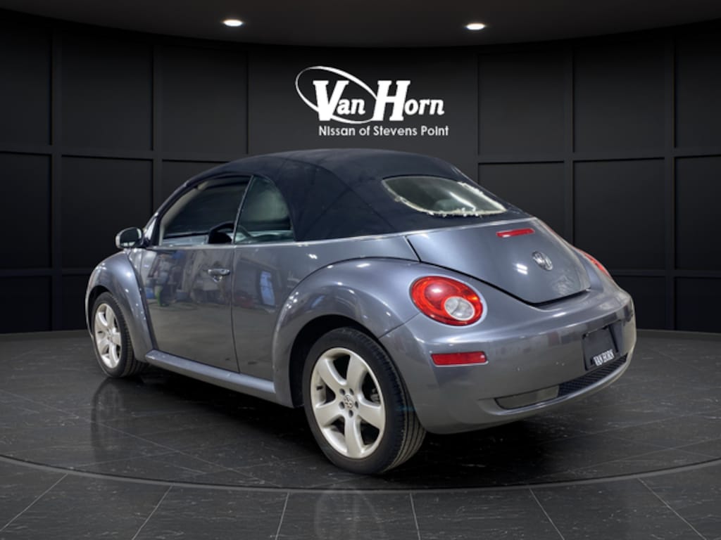 Used 2006 Volkswagen New Beetle 2.5L Convertible