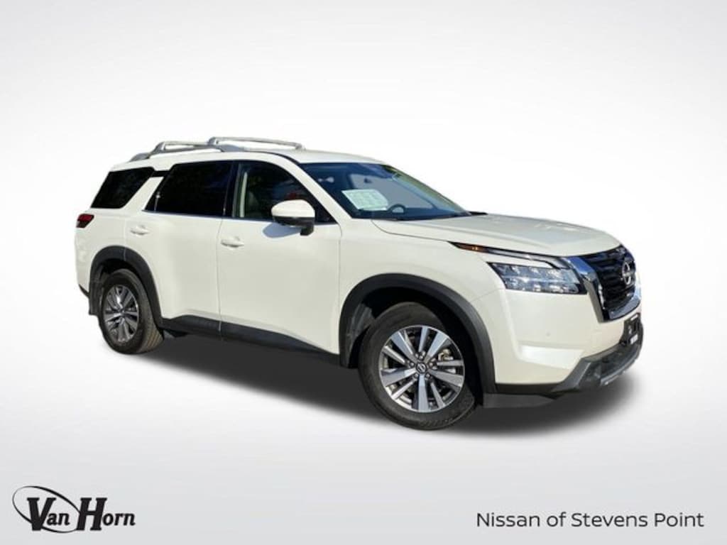 Used 2024 Nissan Pathfinder SL SUV