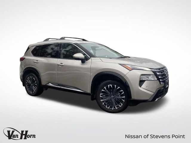 2025 Nissan Rogue Platinum's photo