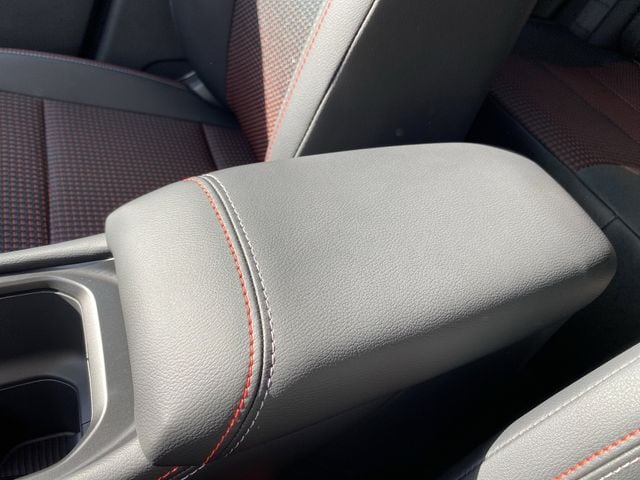 2026 Nissan KICKS SR AWD - Photo 18