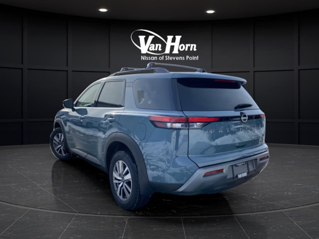 New 2026 Nissan Pathfinder SL SUV