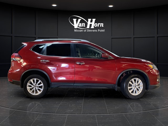 Used 2019 Nissan Rogue SV with VIN 5N1AT2MV9KC747445 for sale in Stevens Point, WI
