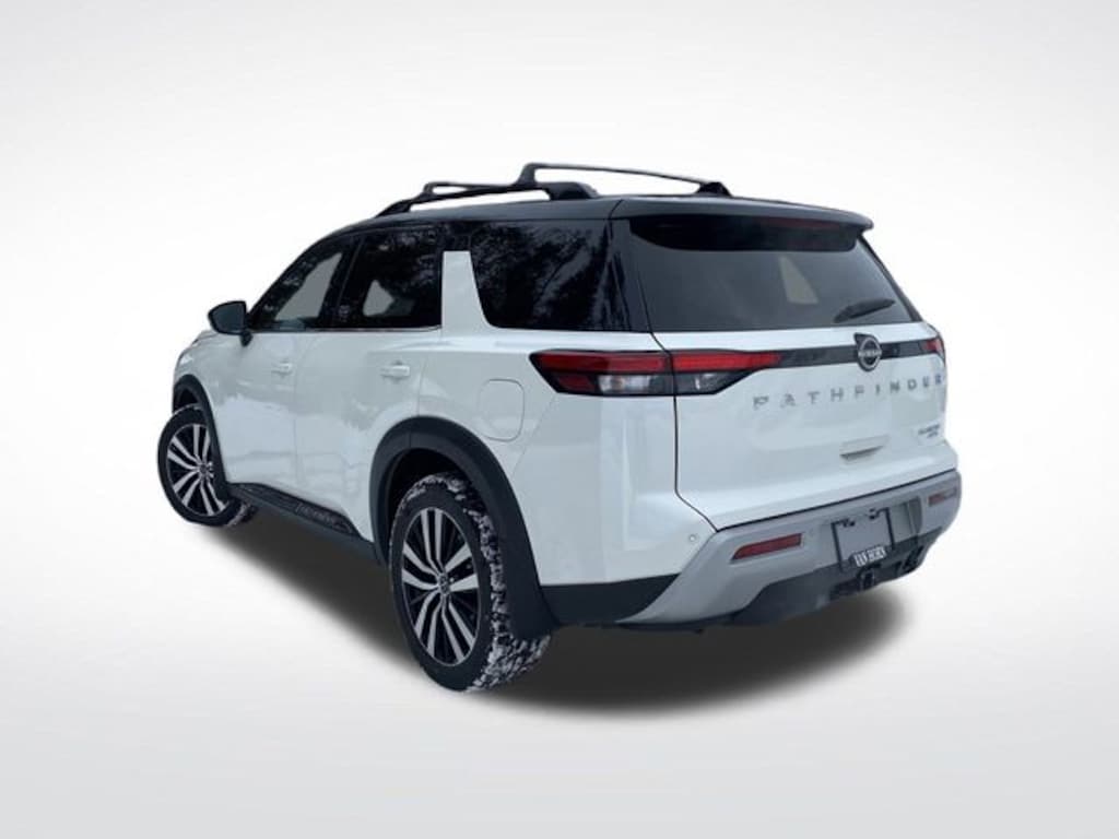 Used 2023 Nissan Pathfinder Platinum SUV
