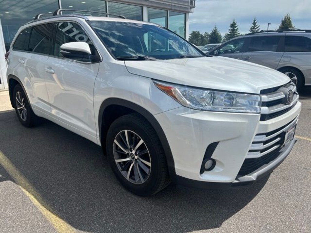 Used 2018 Toyota Highlander XLE SUV