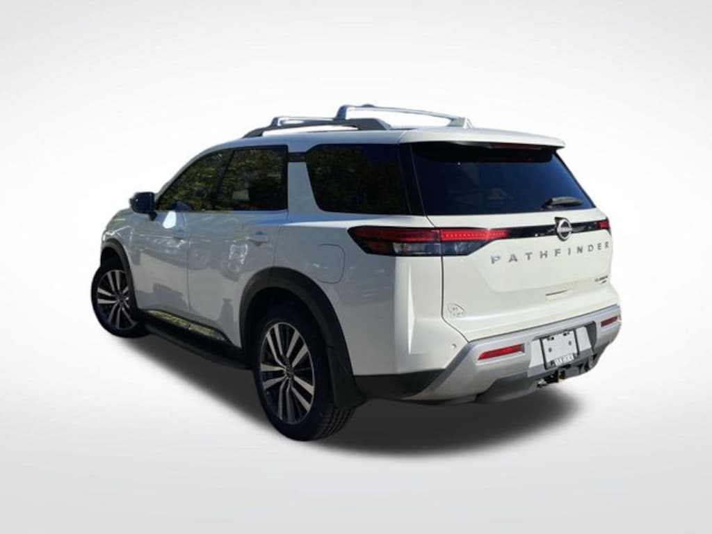 Used 2022 Nissan Pathfinder Platinum SUV