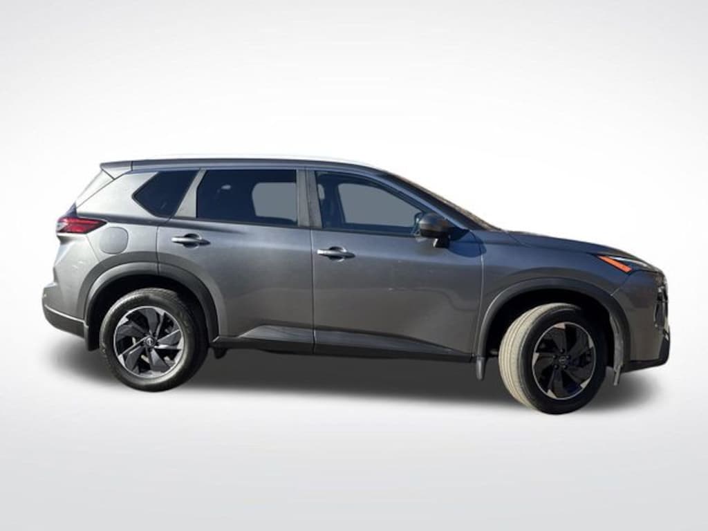 Used 2024 Nissan Rogue SV SUV