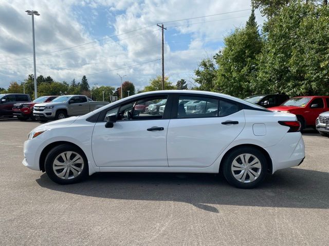 2020 Nissan Versa 1.6 S photo 4