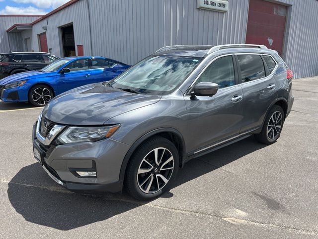 2017 Nissan Rogue SL AWD's photo