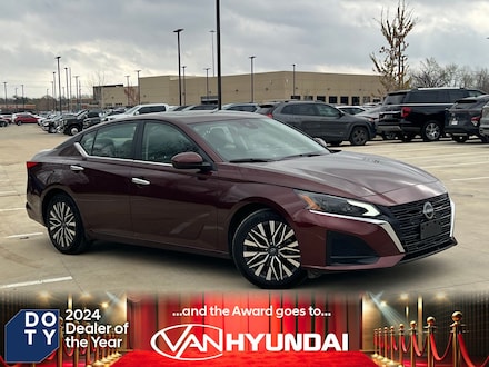 2024 Nissan Altima 2.5 SV Sedan