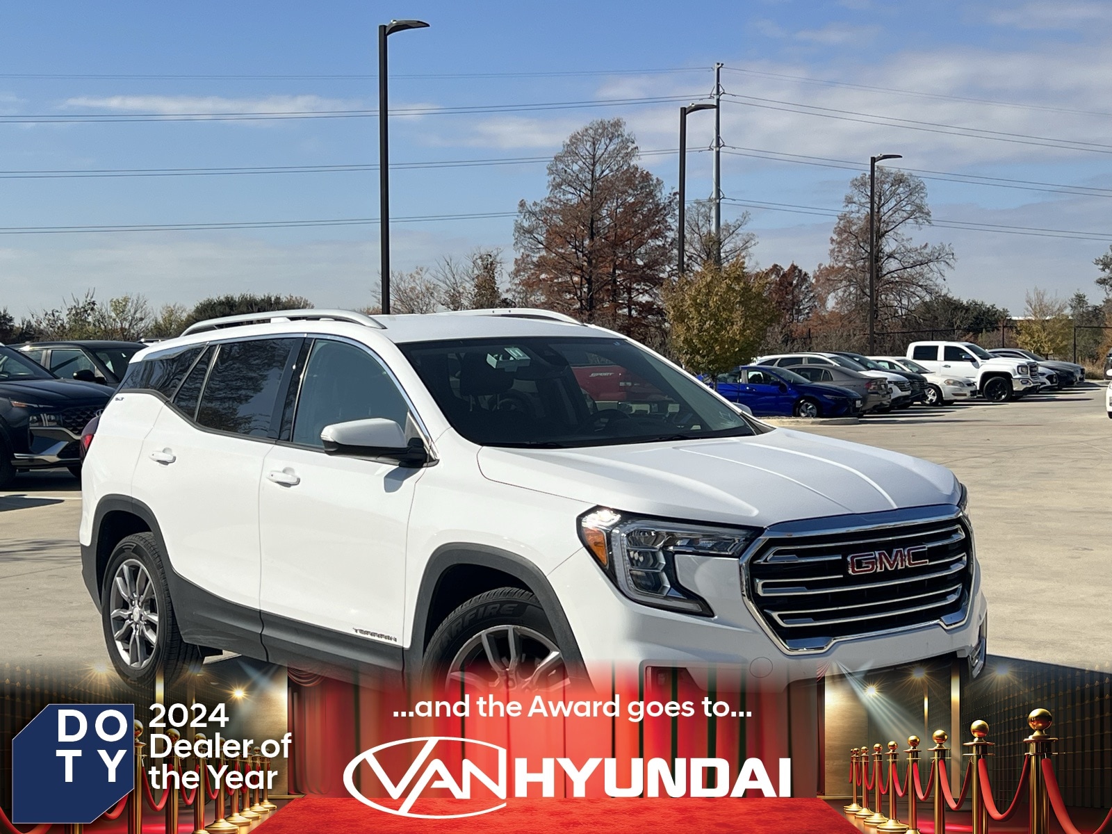 2024 GMC Terrain SLT's photo