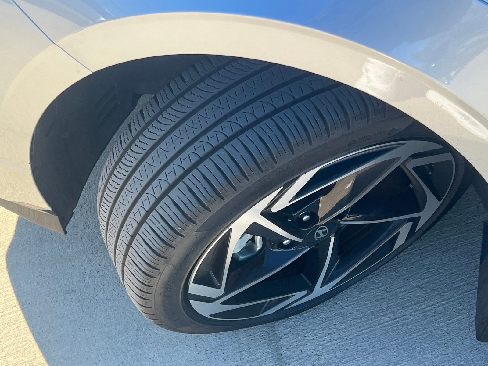 2026 Hyundai Sonata SEL - Photo 9