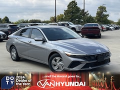 2025 Hyundai Elantra SE Sedan