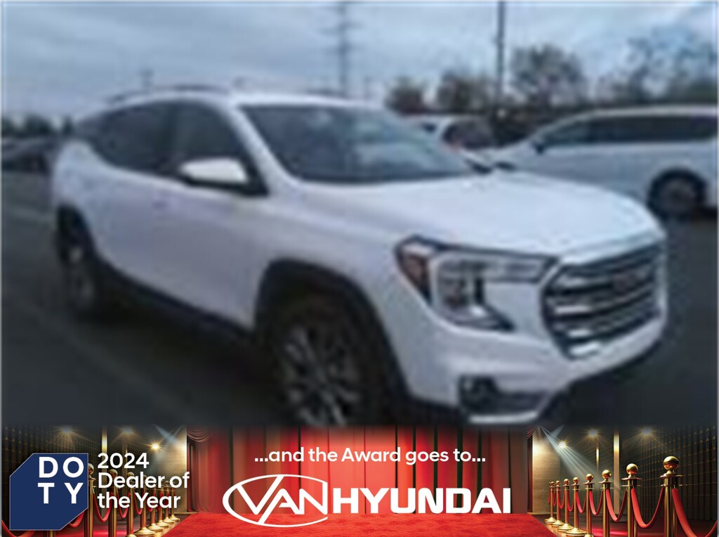 Used 2024 GMC Terrain SLT SUV
