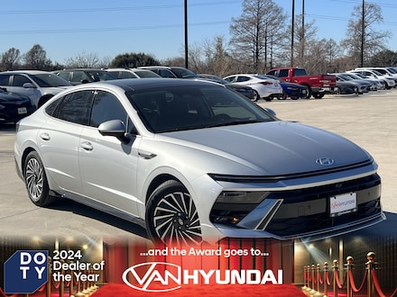 2025 Hyundai Sonata Hybrid Limited Sedan