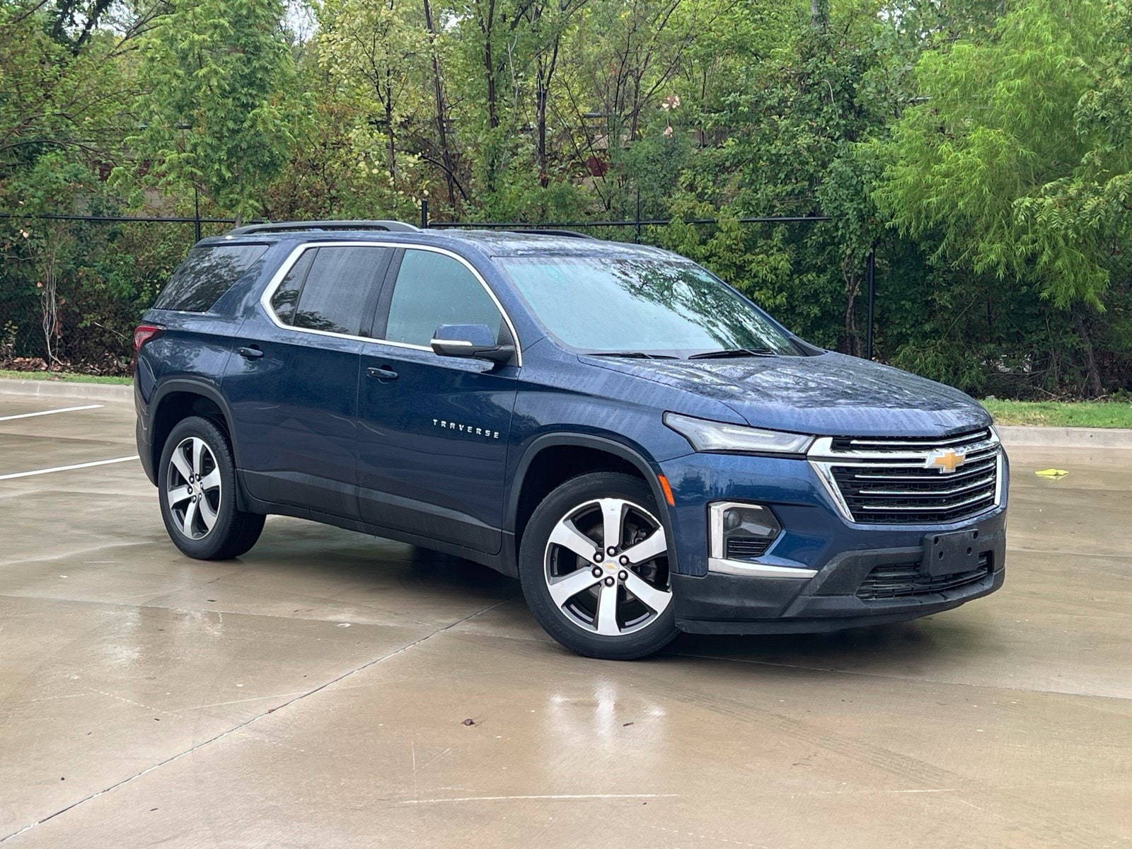 2023 Chevrolet Traverse LT Leather AWD   