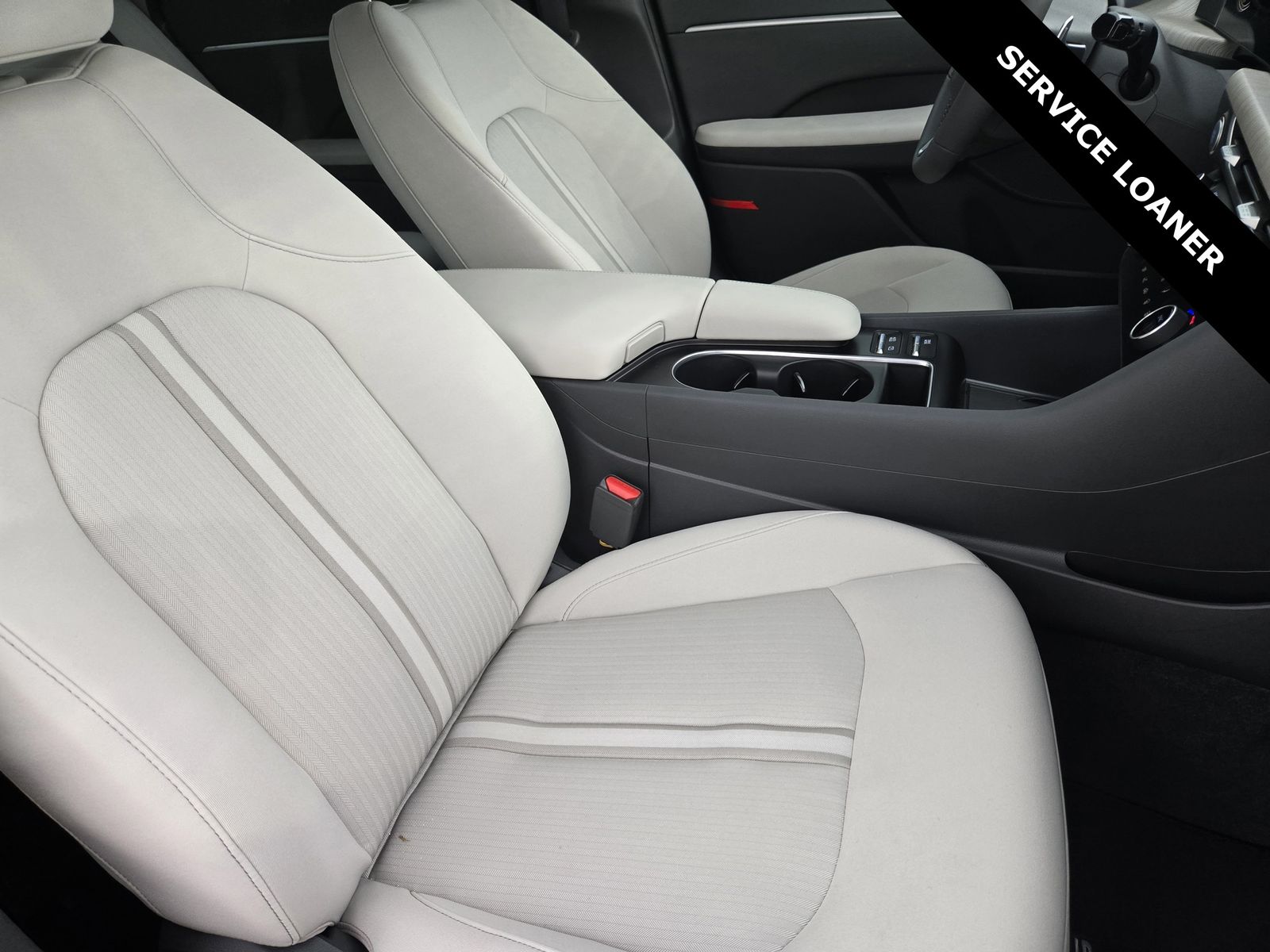 2025 Hyundai Sonata Hybrid SEL - Photo 10