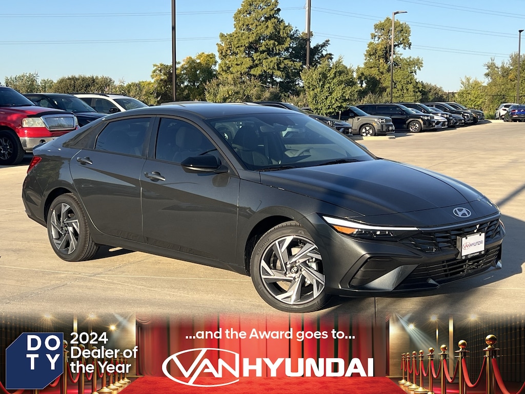 New 2025 Hyundai Elantra SEL Sport Sedan