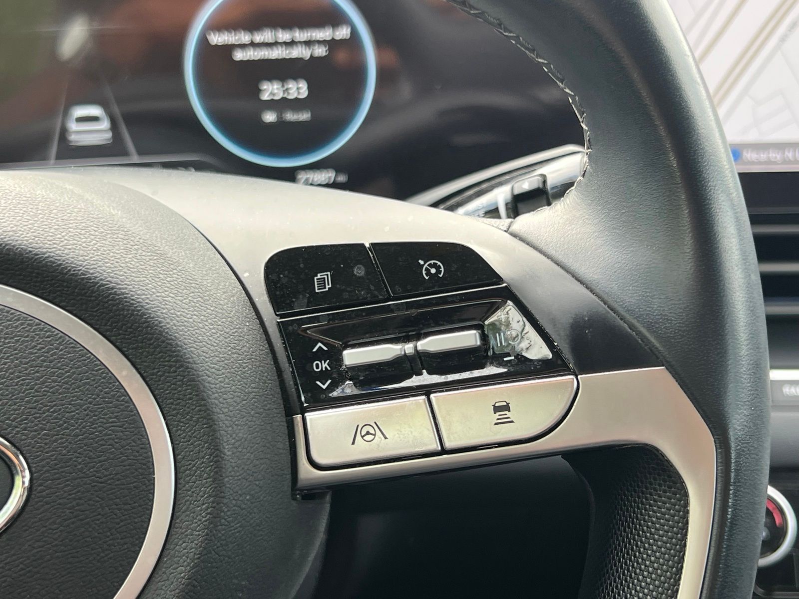 2023 Hyundai Elantra Limited - Photo 28