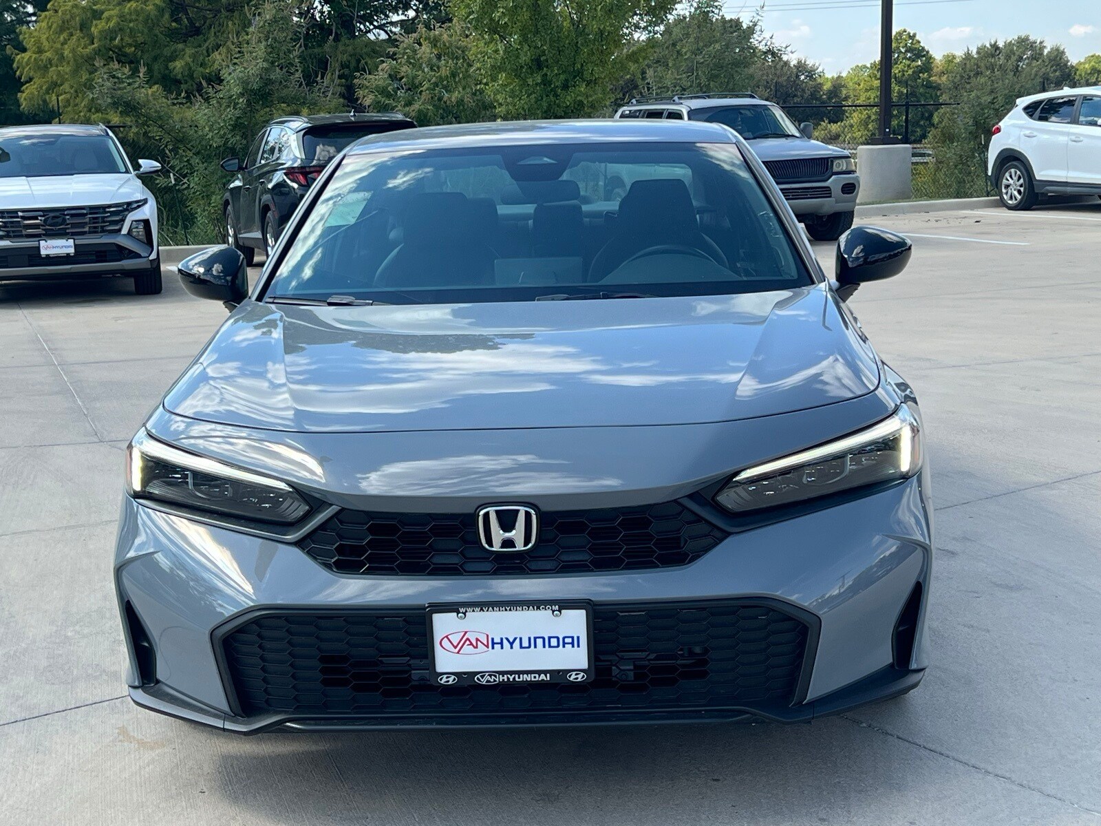 2025 Honda Civic Sport photo 2