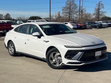 2026 Hyundai Sonata SE Sedan