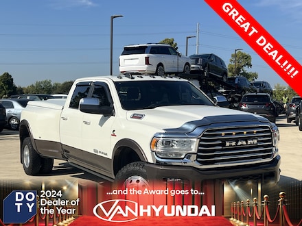 2019 Ram 3500 Laramie Longhorn Truck