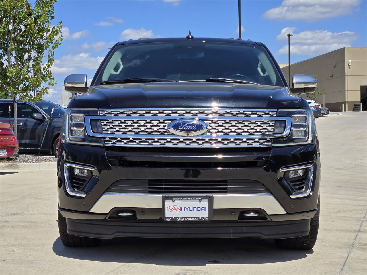 Used 2020 Ford Expedition Platinum with VIN 1FMJK1MT3LEA00389 for sale in Carrollton, TX