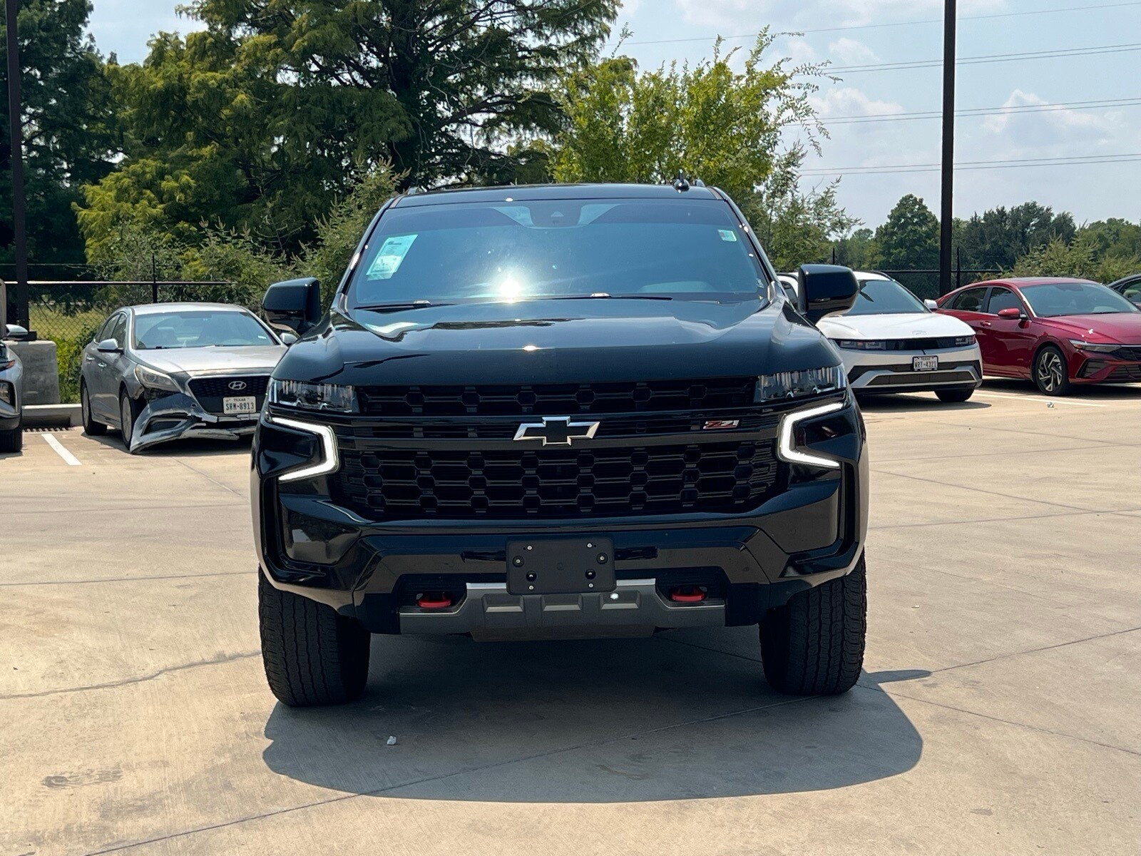 2024 Chevrolet Tahoe Z71 photo 2
