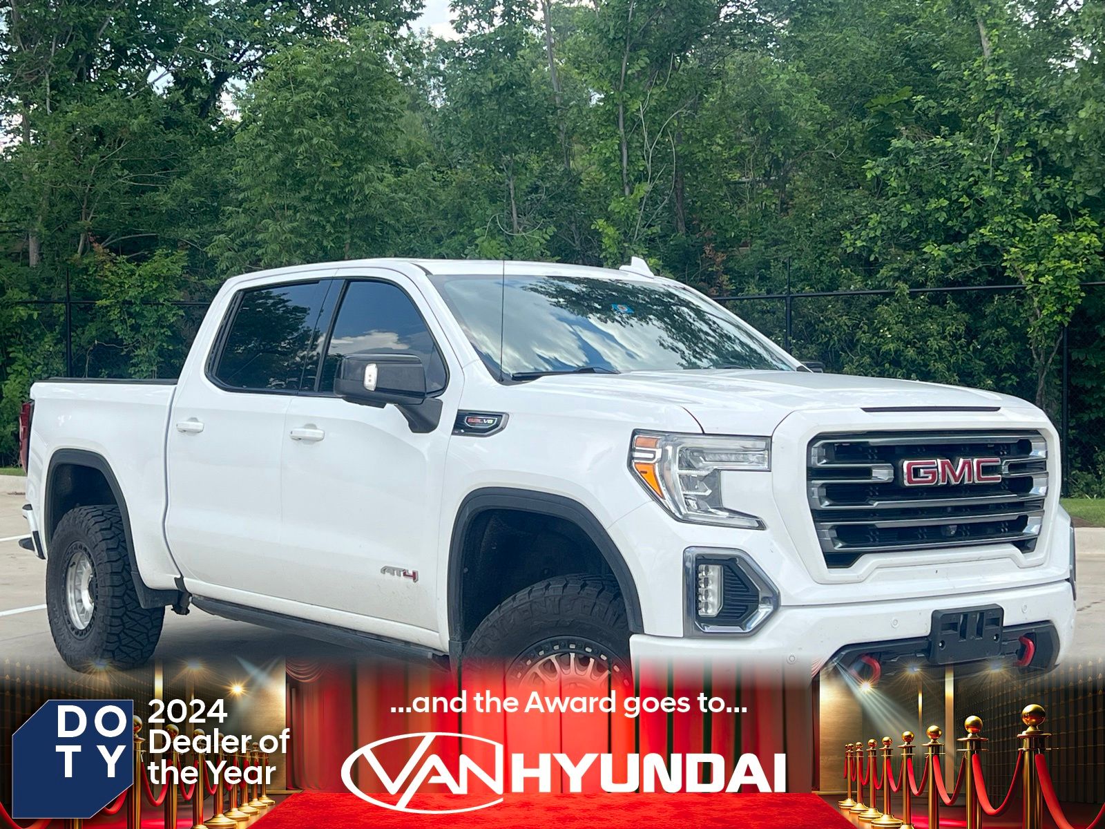 2019 GMC Sierra 4WD Crew Cab Short Box AT4's photo