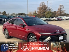 2025 Hyundai Sonata Hybrid Limited Sedan