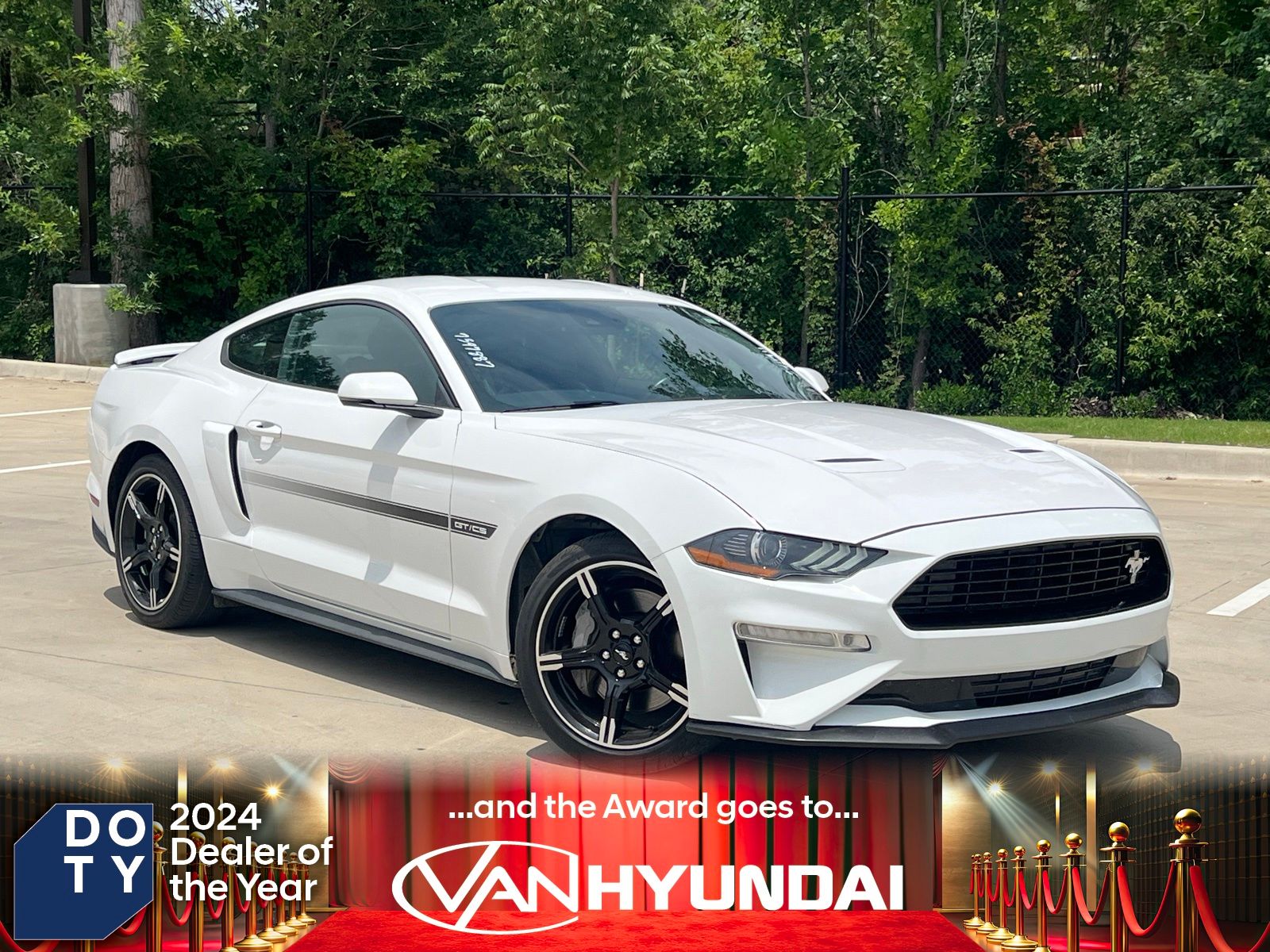 2019 Ford Mustang GT Coupe Premium's photo
