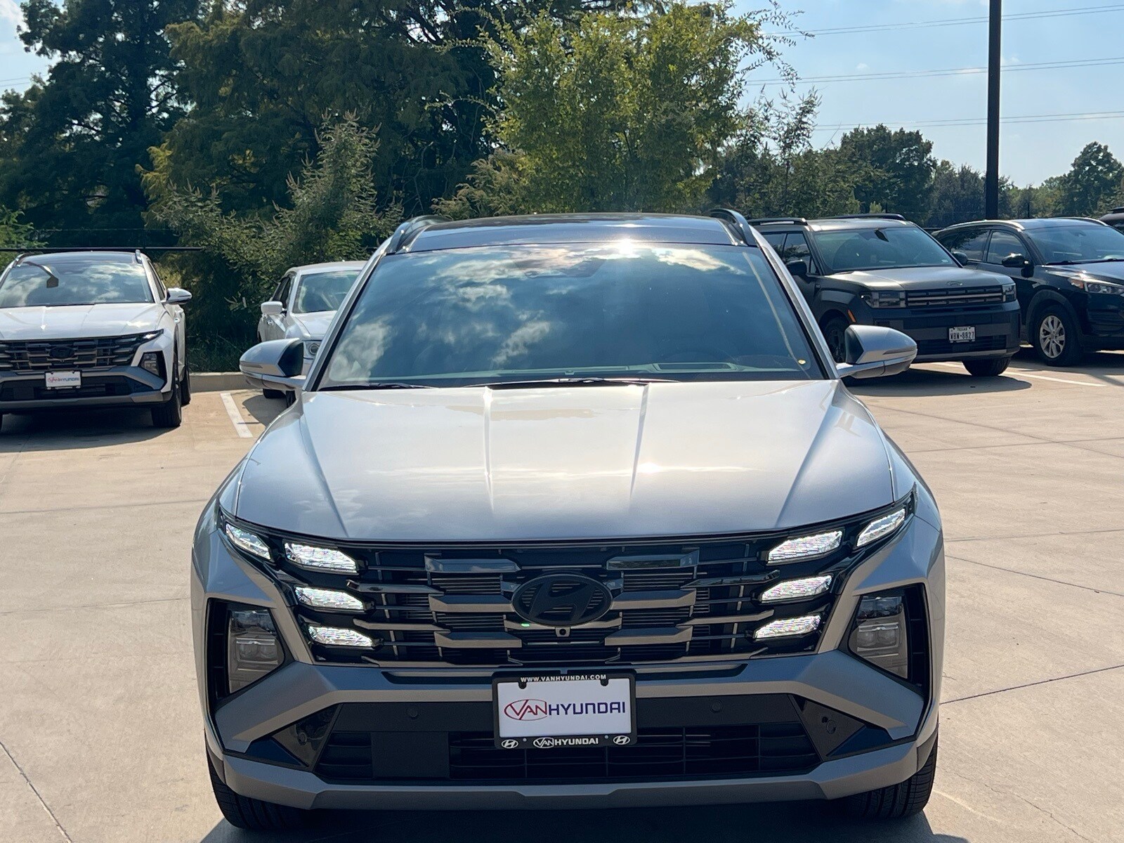 2026 Hyundai Tucson Limited photo 2