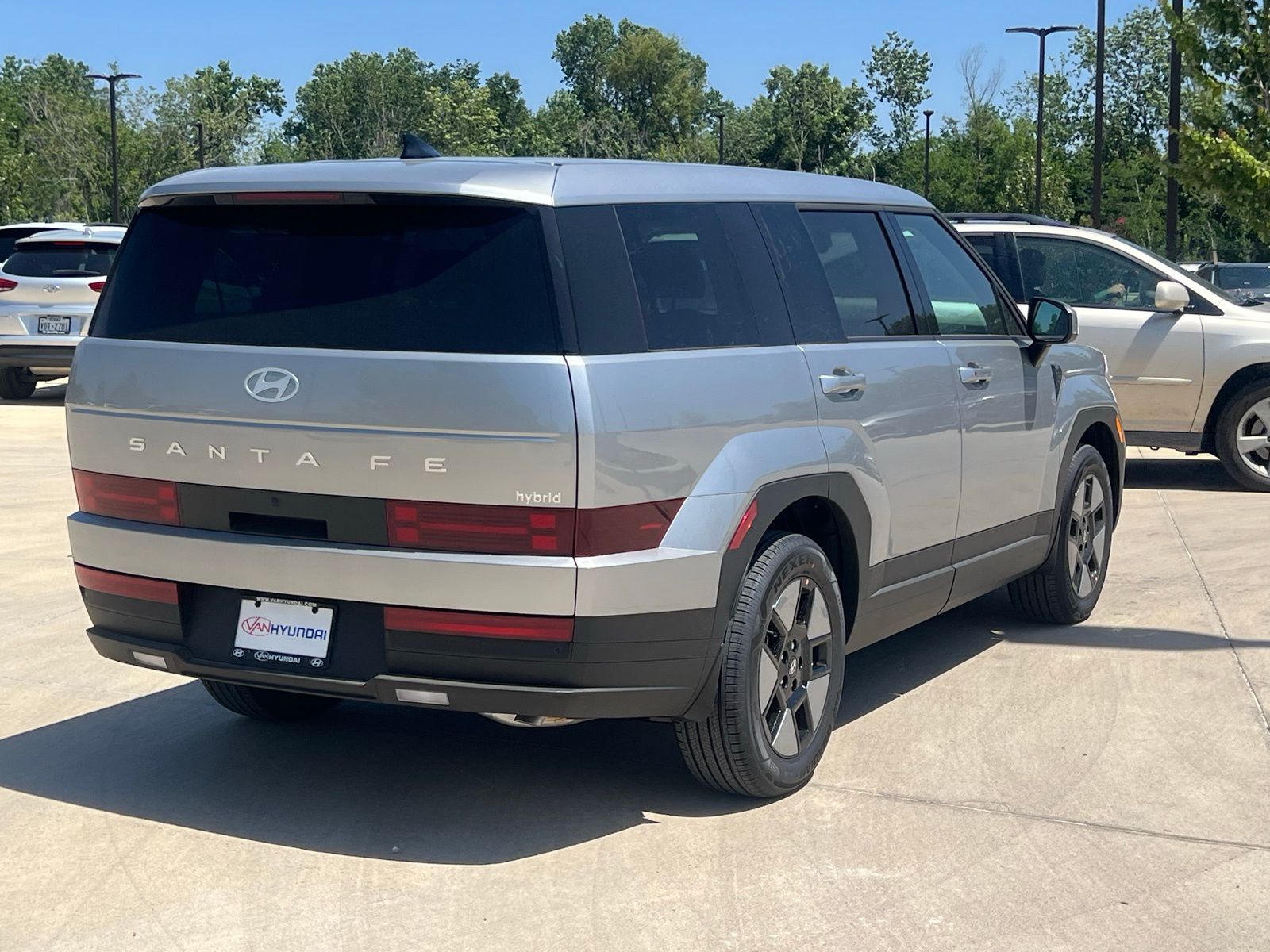 2026 Hyundai Santa Fe SE - Photo 9