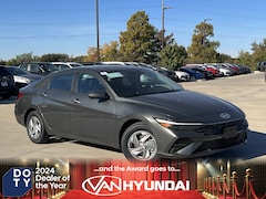 2026 Hyundai Elantra SE Sedan