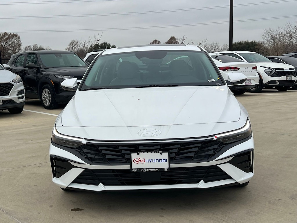 New 2026 Hyundai Elantra Limited Sedan