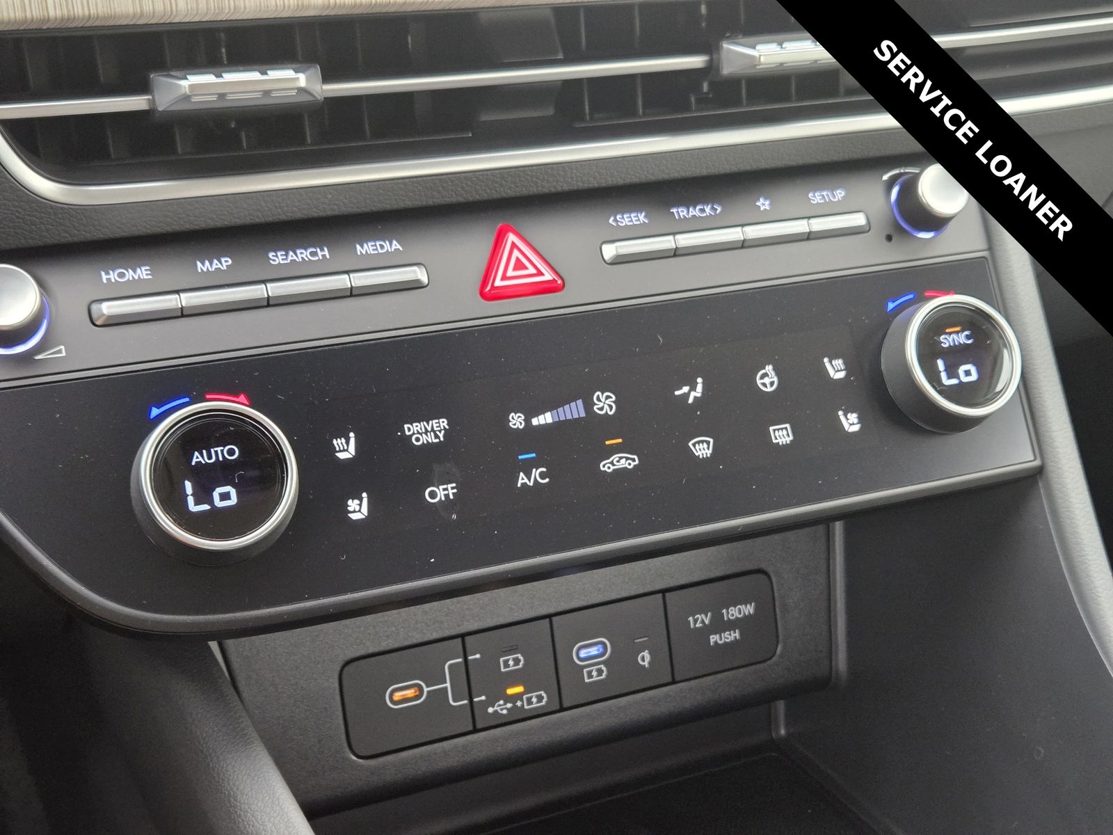 2025 Hyundai Sonata Hybrid Limited - Photo 13