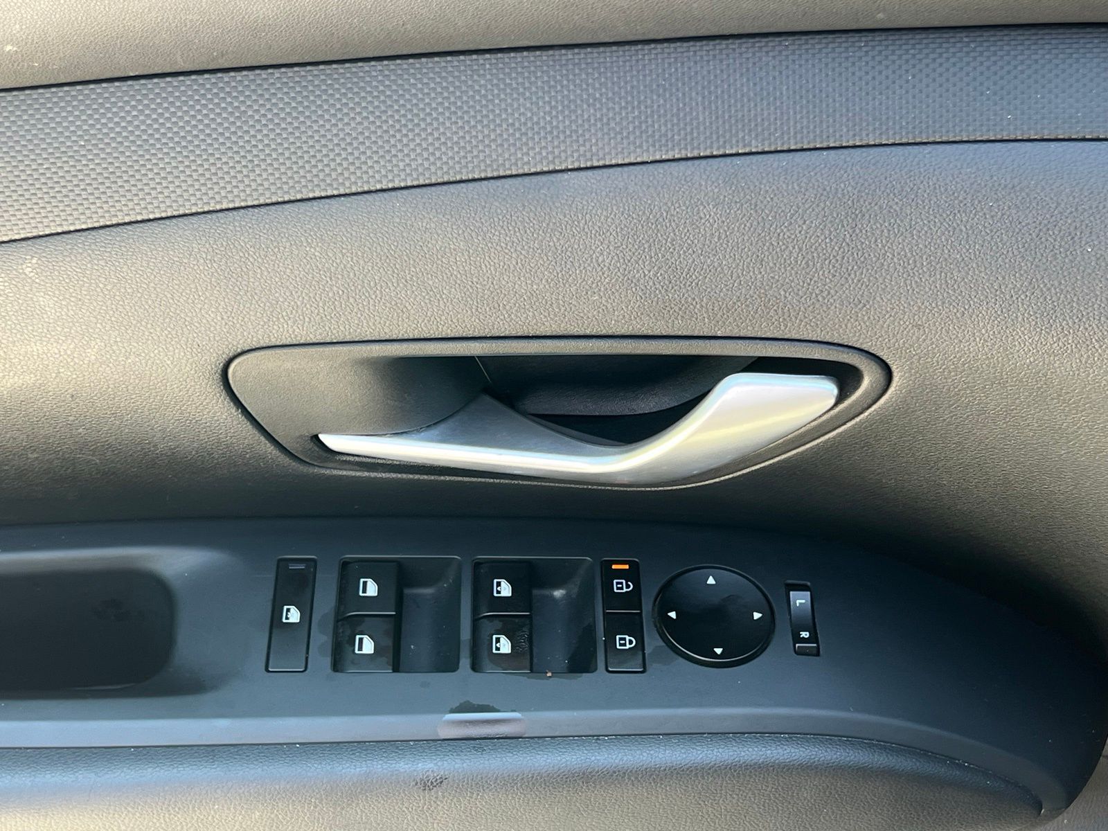 2025 Hyundai Tucson SEL - Photo 23