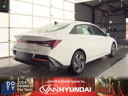 2025 Hyundai Elantra SEL Convenience Sedan