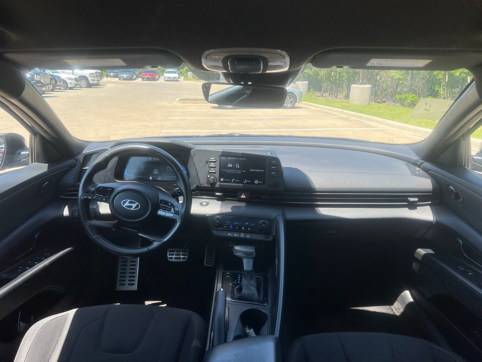 2025 Hyundai Elantra SEL - Photo 19