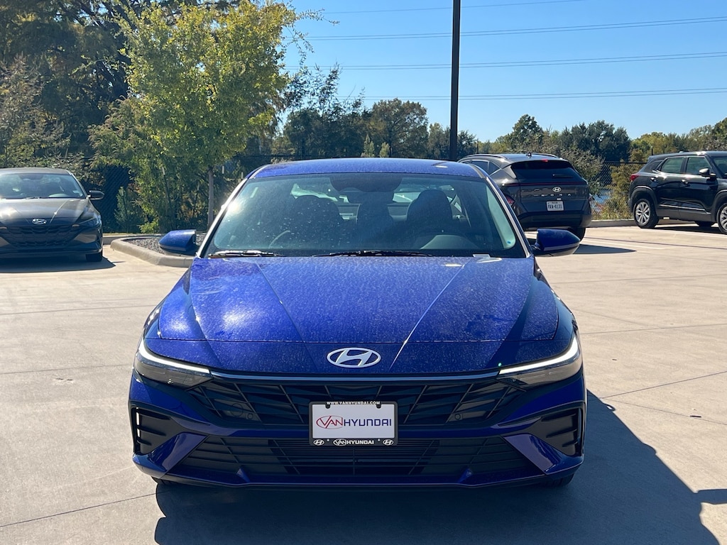 New 2026 Hyundai Elantra SE Sedan