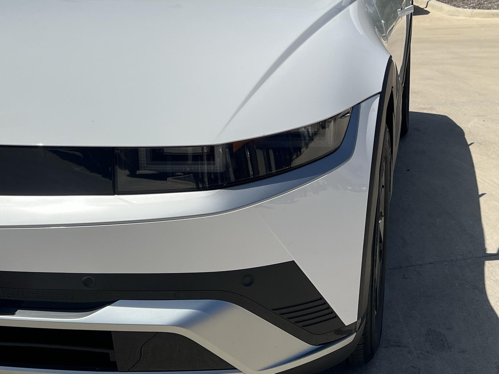 2025 Hyundai Ioniq 5 SEL photo 2