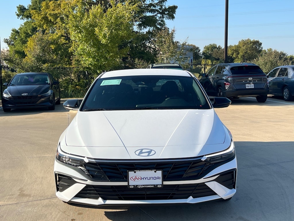 New 2025 Hyundai Elantra SEL Sport Sedan
