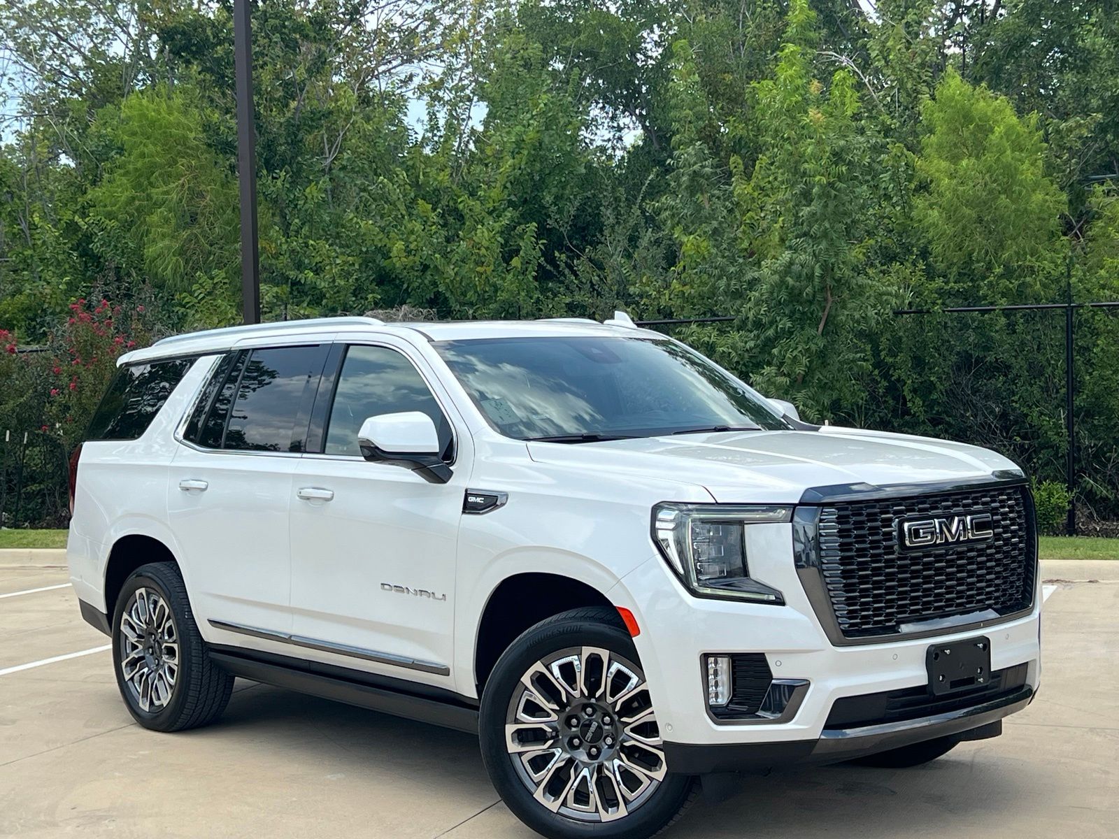 2023 GMC Yukon