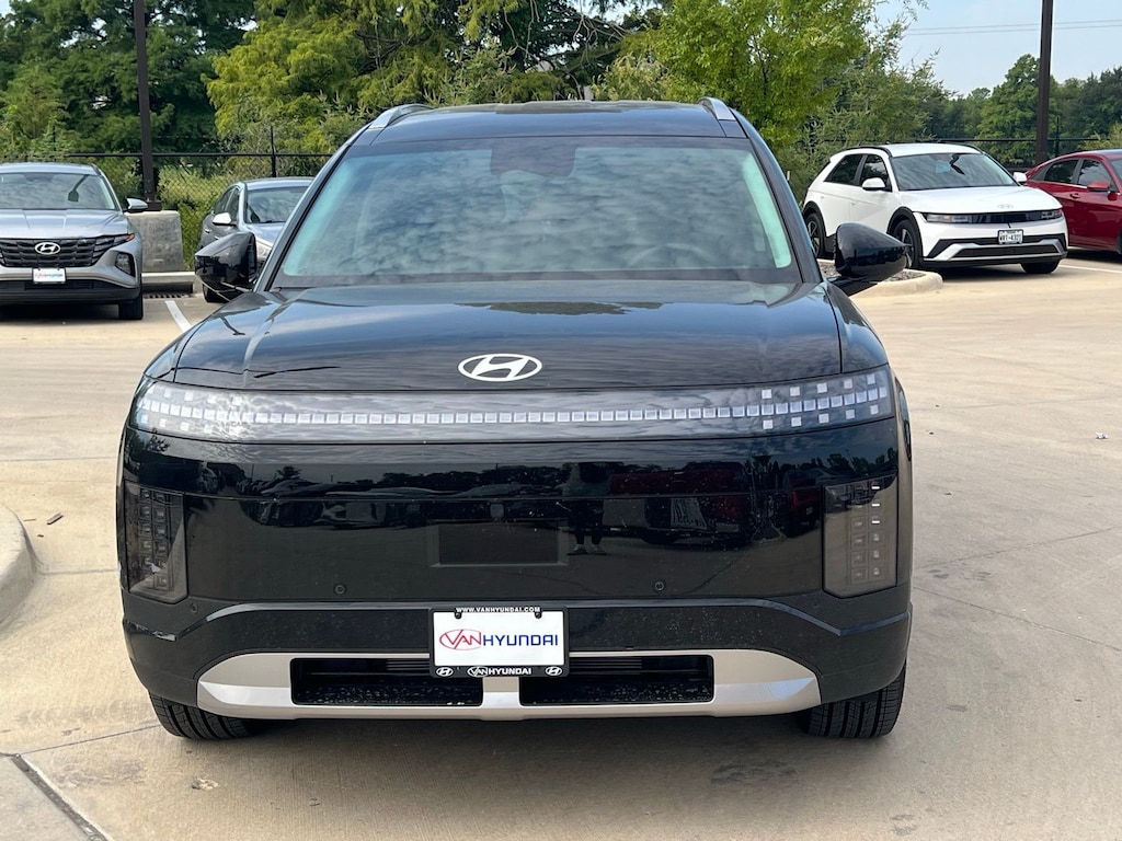 New 2026 Hyundai IONIQ 9 SE SUV